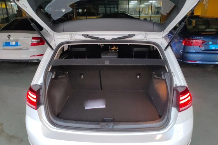 Used Volkswagen Golf 2019 280TSI DSG Comfort Version China VI Standard
