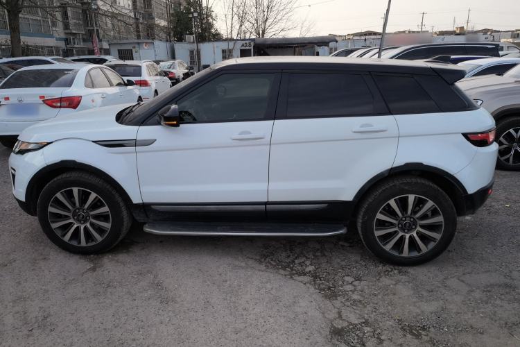 Used Land Rover Range Rover Evoque 2018 240 PS SE Smart Brilliance Edition
