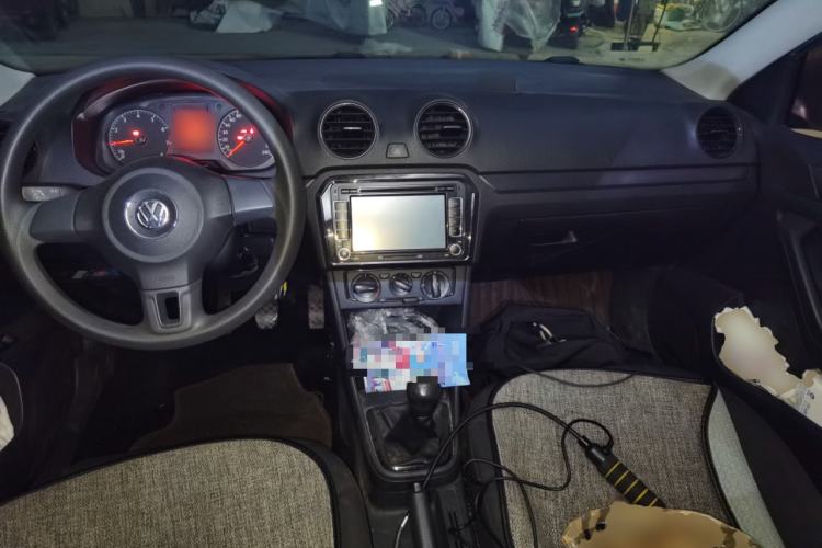 Used Volkswagen Jetta 2015 Zhuihui Edition 1.4L Manual Fashion Model