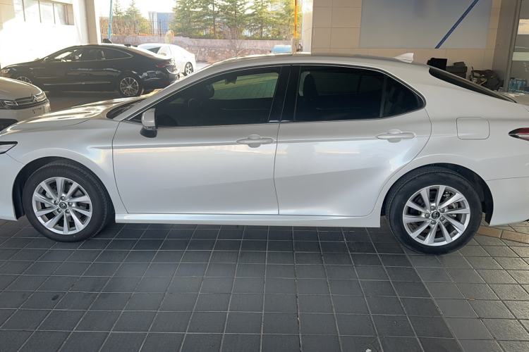 Used Toyota Camry 2022 2.0GVP Premier Edition
