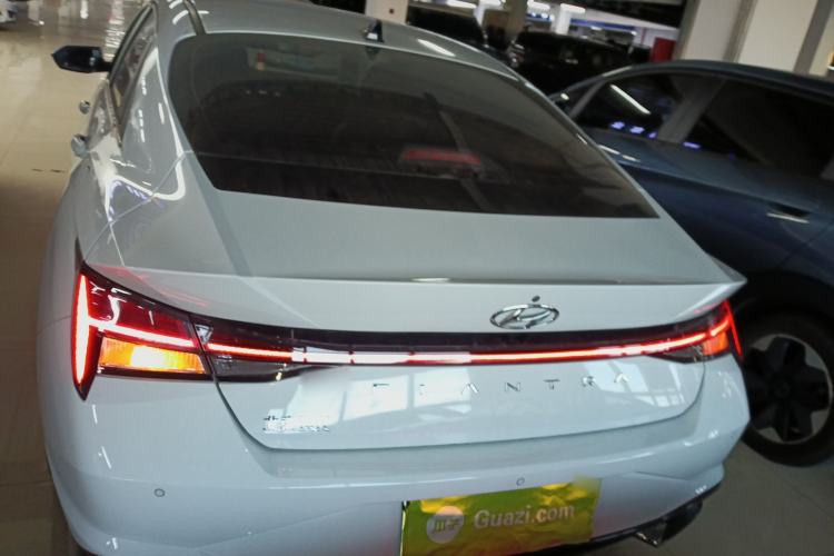 Used Hyundai Elantra 2021 1.5L CVT LUX Prestige Edition