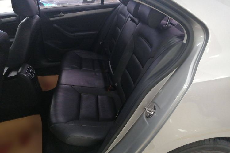 Used Volkswagen Sagitar 2015 1.6L Automatic Comfort Model