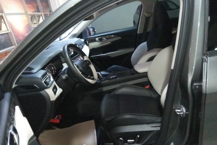 Used Lynk & Co 02 2022 1.5T DCT Shine Pro
