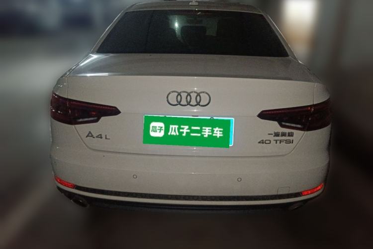 Used Audi A4L 2018 30th Anniversary Edition 40 TFSI Sport Edition
