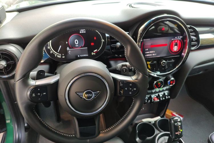 Used  MINI 2022 2.0T COOPER S Classic Edition
