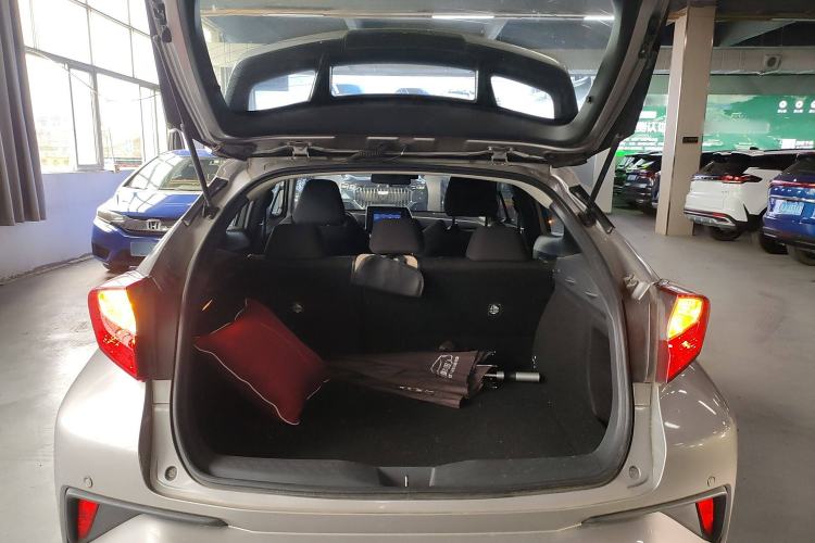 Used Toyota IZOA 2021 2.0L Yixing Version
