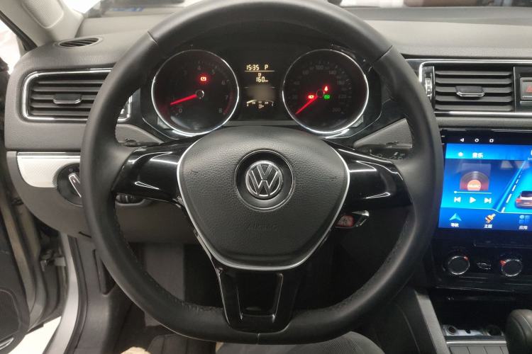 Used Volkswagen Sagitar 2015 1.6L Automatic Comfort Model