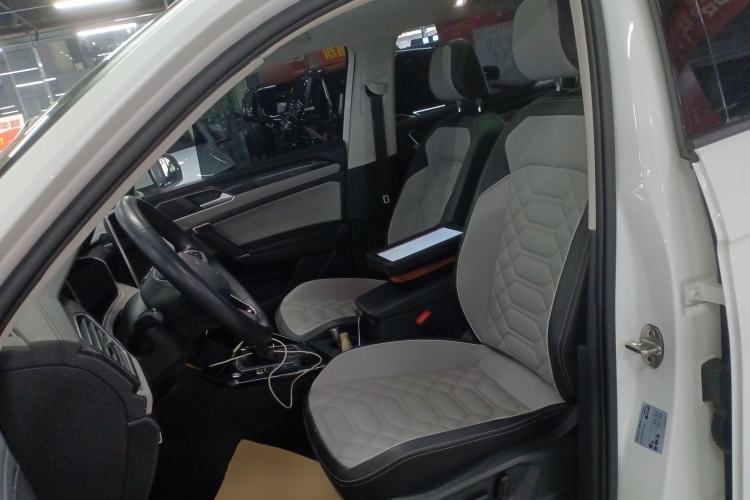 Used Volkswagen Tayron 2023 280TSI Two-Wheel-Drive Luxury Plus Advanced Version
