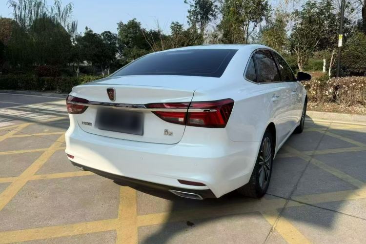 Used Roewe i6 2020 PLUS 1.6L CVT 4G Connected Glory Holographic Edition