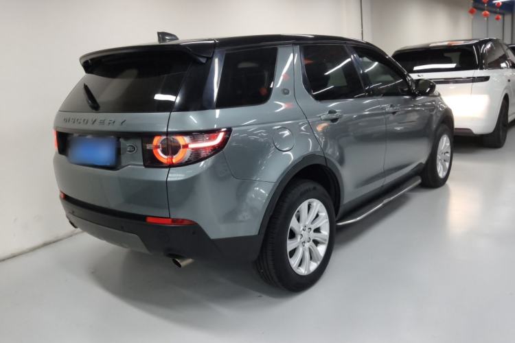 Used Land Rover Discovery Sport 2018 240 PS SE Version