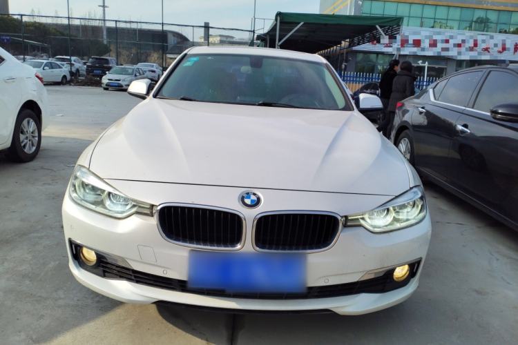 TDK.VehicleDetails.img