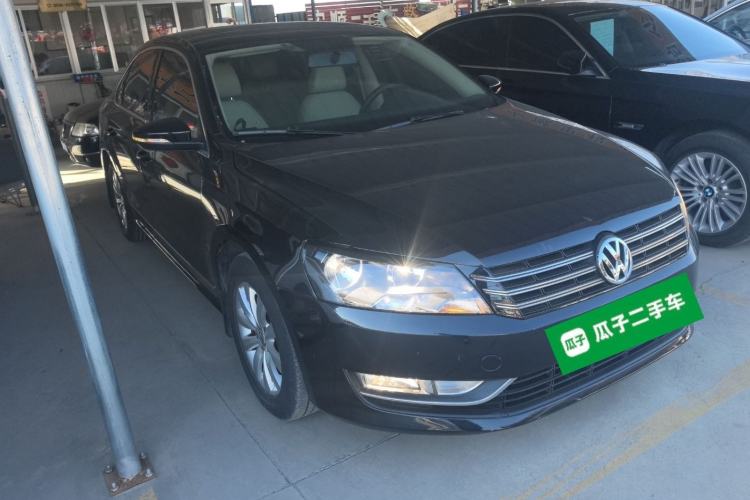 Used Volkswagen Passat 2014 1.8TSI DSG Luxury Edition
