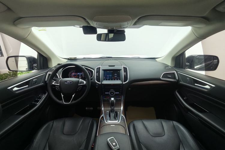 Used Ford Edge 2018 EcoBoost 245 Four-Wheel Drive Titanium 7-Seater
