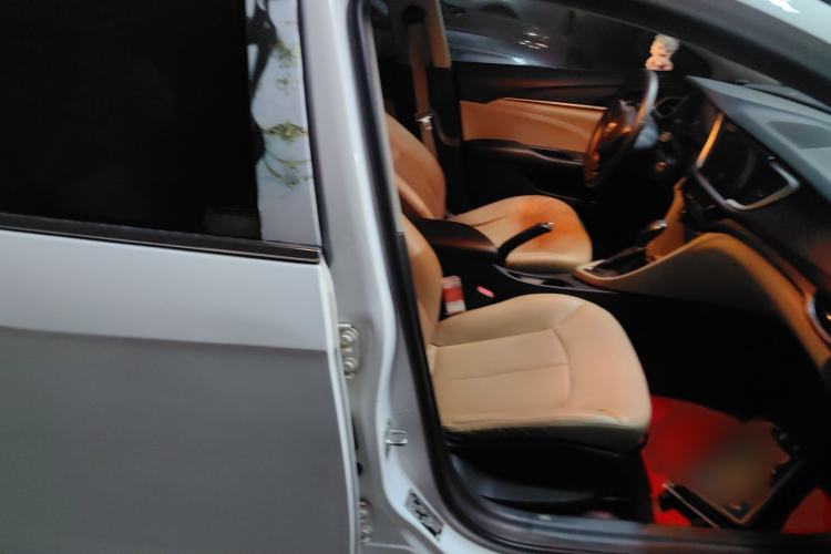 Used Buick GT 2019 15T Dual-Clutch Advanced Version China VI Standard
