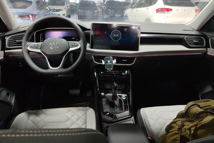 Used Volkswagen Tayron 2024 300TSI Two-Wheel-Drive Luxury Plus Advanced Version
