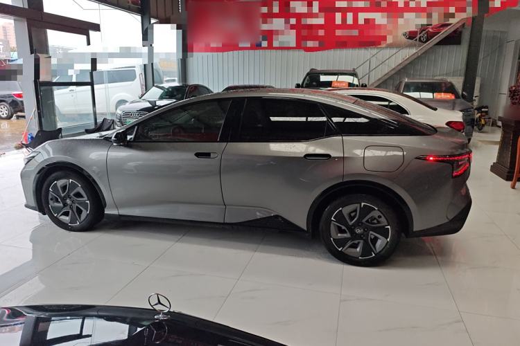 Used Toyota bZ3 2023 517 km Elite PRO
