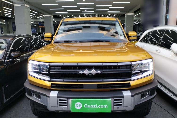 Used  Leopard 5 2023 Navigator Edition
