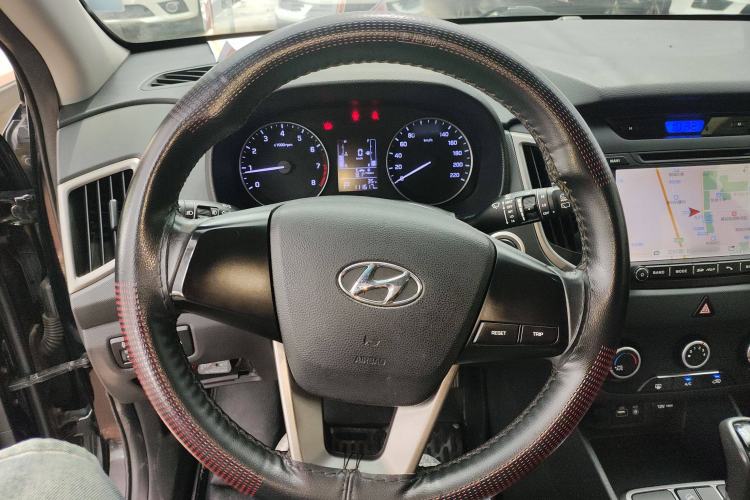 Used Hyundai ix25 2015 1.6L Automatic Two-Wheel Drive Smart GLS Trim
