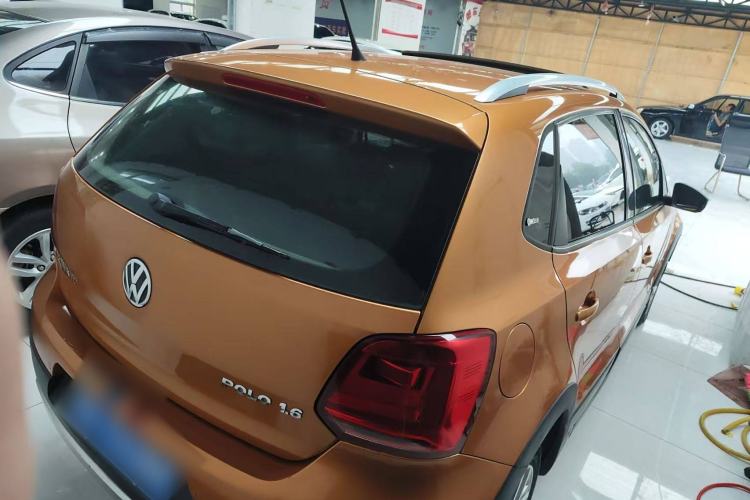 Used Volkswagen Polo 2014 1.6L Cross Polo Automatic
