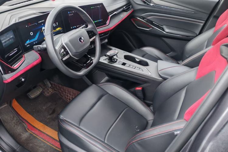 Used Oshan X5 PLUS 2023 Revised Version 1.5T DCT Navigation Edition