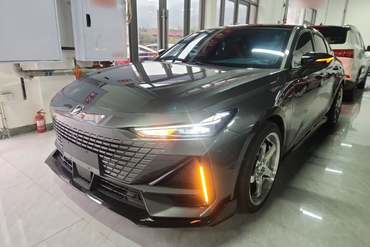 Used Changan UNI-V 2023 1.5T Sport Edition