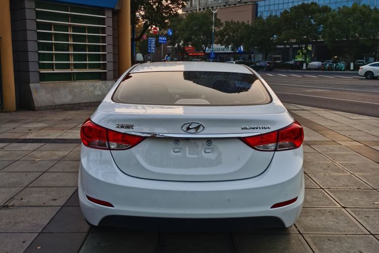 Used Hyundai Elantra 2013 1.6L Automatic Luxury Model
