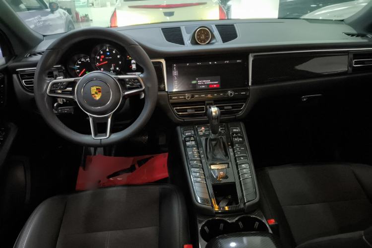 Used Porsche Macan 2021 Macan 2.0T