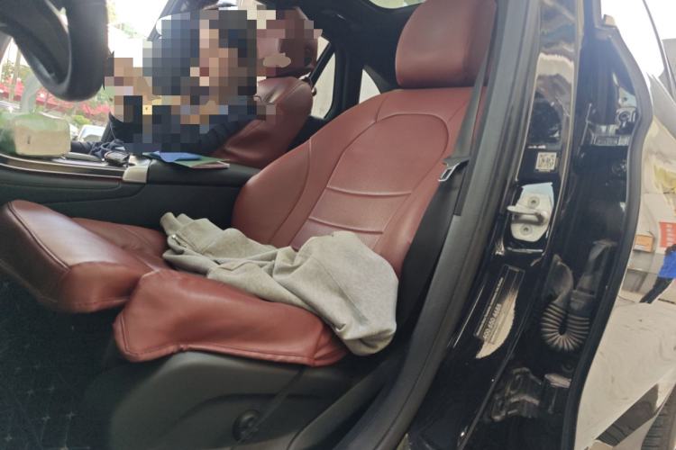 Used Mercedes-Benz GLC 2020 GLC 300 L 4MATIC Dynamic Edition
