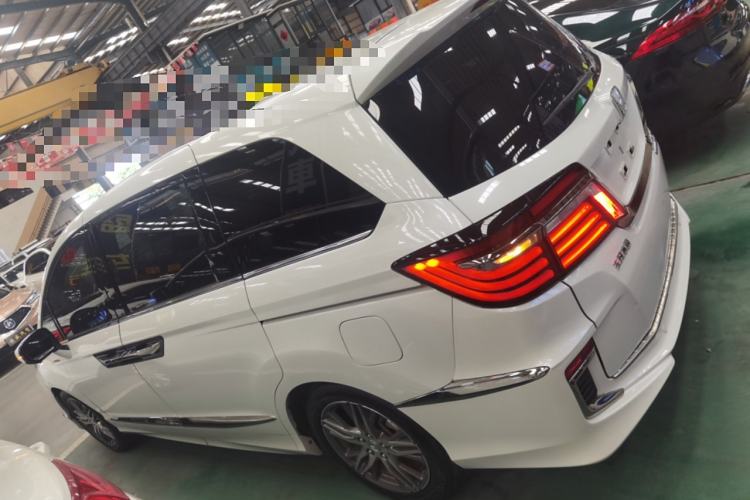 Used Honda Elysion 2019 2.0L Hybrid Luxury Edition
