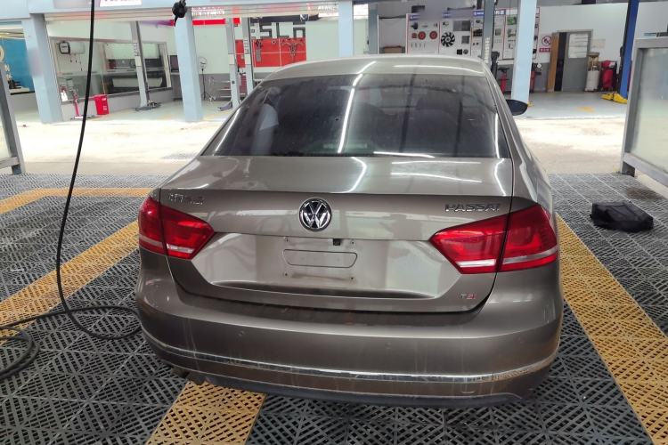 Used Volkswagen Passat 2014 1.8TSI DSG Luxury Edition