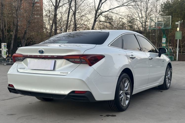 Used Toyota Avalon 2019 Dual-Engine 2.5L Luxury Edition China VI Standard
