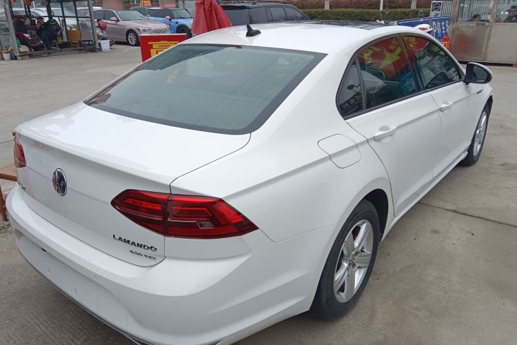 Used Volkswagen Lamando 2021 230TSI DSG Fashion Edition
