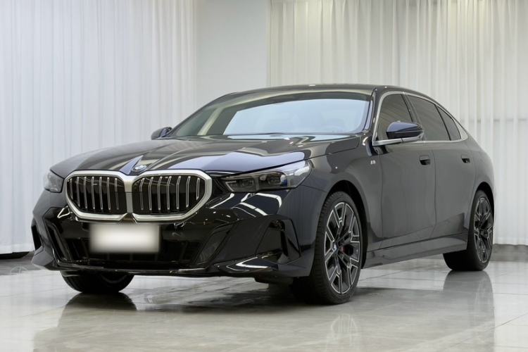 Used BMW 5 Series 2025 530Li Luxury Edition M Sport Package