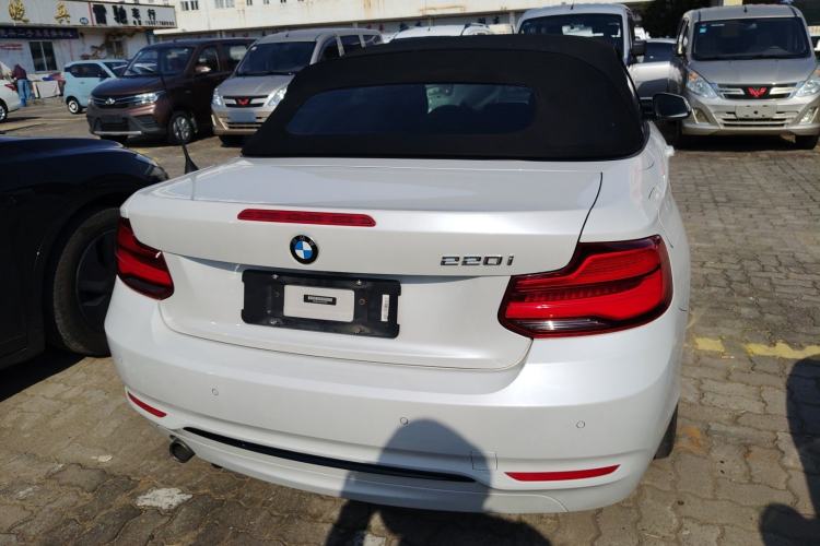 Used BMW 2 Series 2018 220i Convertible Coupe Sports Design Package
