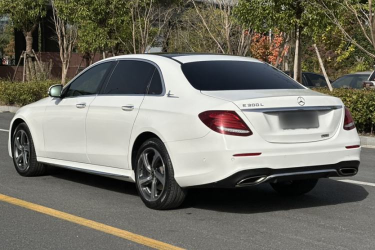 Used Mercedes-Benz E-Class 2019 E 300 L Sporty and Stylish Model
