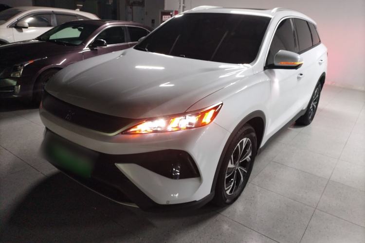Used BYD Song Pro New Energy 2024 HONOR Edition DM-i 110KM Beyond Model
