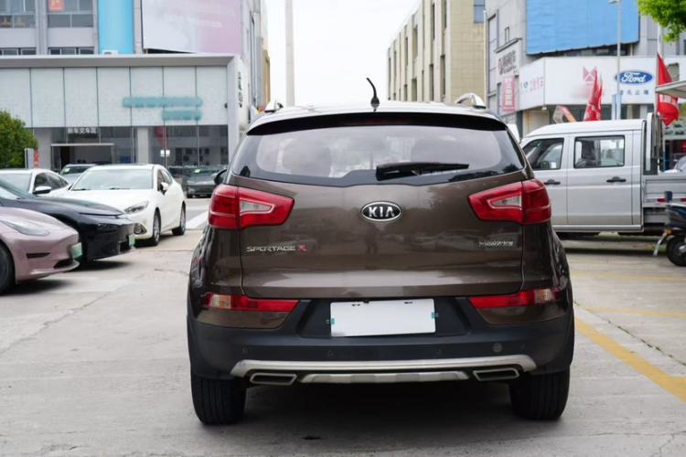 Used Kia Sportage R 2012 2.0L Automatic Two-Wheel Drive GL Trim
