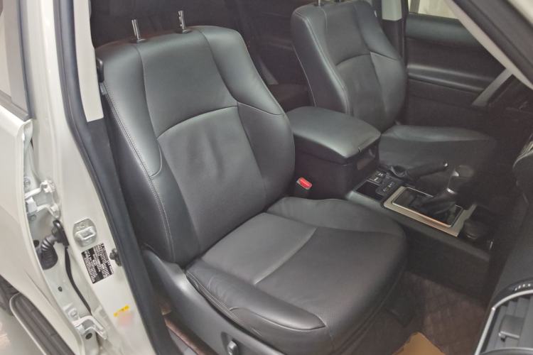 Used Toyota Prado 2018 3.5L Automatic TX-L with Rear-Mounted Spare Tire
