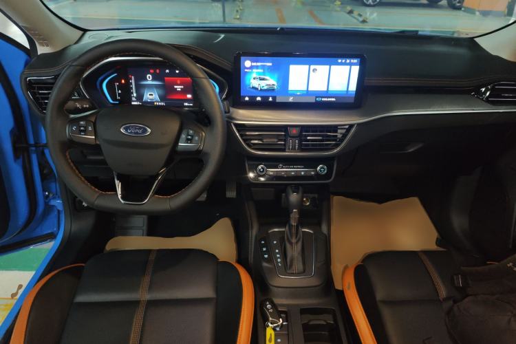 Used Ford Focus 2022 Sedan EcoBoost 180 Automatic Performance Edition
