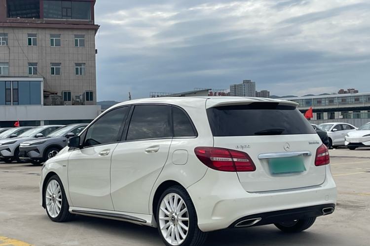 Used Mercedes-Benz B-Class 2017 B 200 Polar Limited Edition
