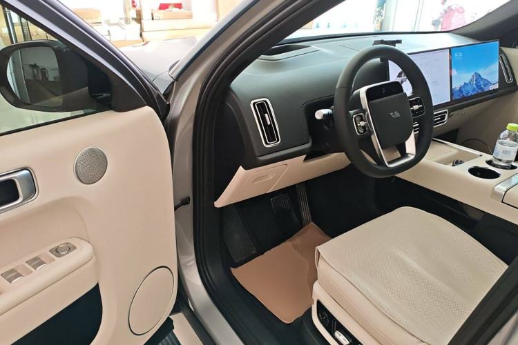 Used Li Auto L9 2022 Max model
