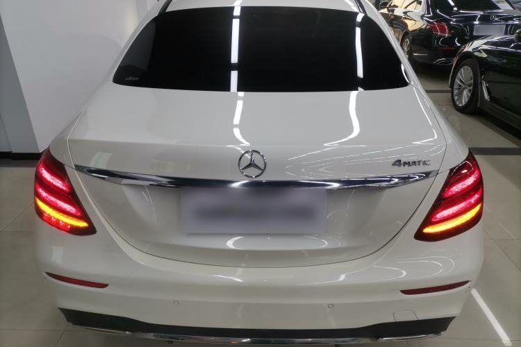 Used Mercedes-Benz E-Class 2018 Facelift E 200 L Sport 4MATIC
