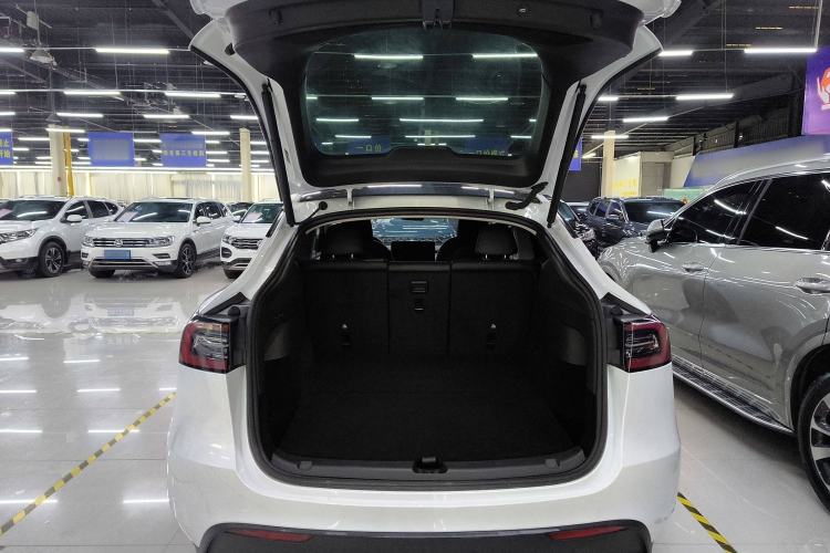 Used Tesla Model Y 2024 Rear-Wheel-Drive Version
