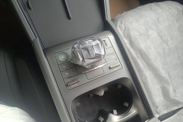 Used BYD Qin L 2025 DM-i Smart Drive 80KM Leading Model
