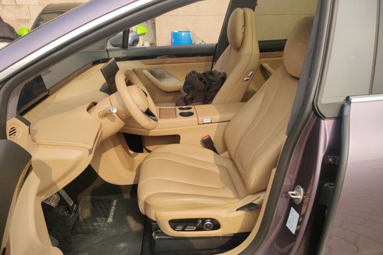 Used Hima Luxeed R7 2024 All-Electric 736 km Ultra
