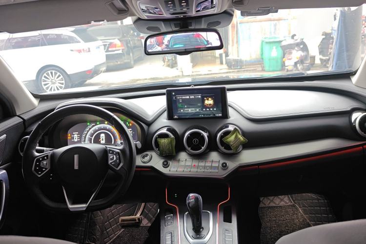 Used Wey VV7 2019 Upgraded Model 2.0T Flagship Version China VI