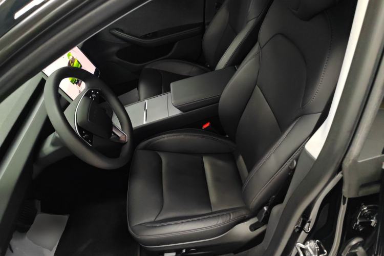 Used Tesla Model 3 2023 Long-Range All-Wheel-Drive Version