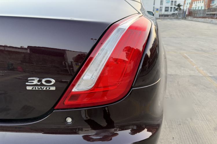 Used Jaguar XJ 2016 XJL 3.0 SC Four-Wheel Drive Panoramic Business Edition
