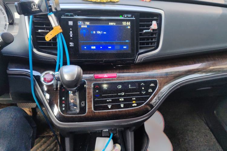 Used Honda Odyssey 2015 Updated Version 2.4L Smart Edition
