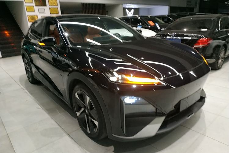 Used  S07 2023 200Max Range-Extended Version
